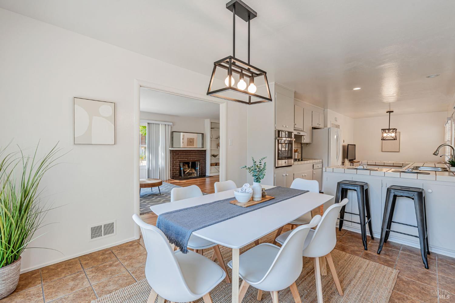 296 North Almenar Dr