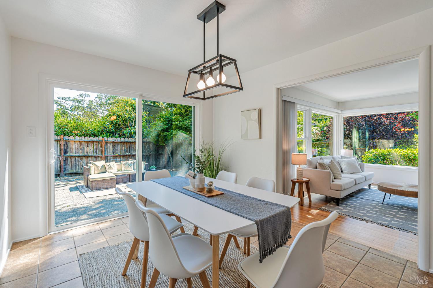 296 North Almenar Dr