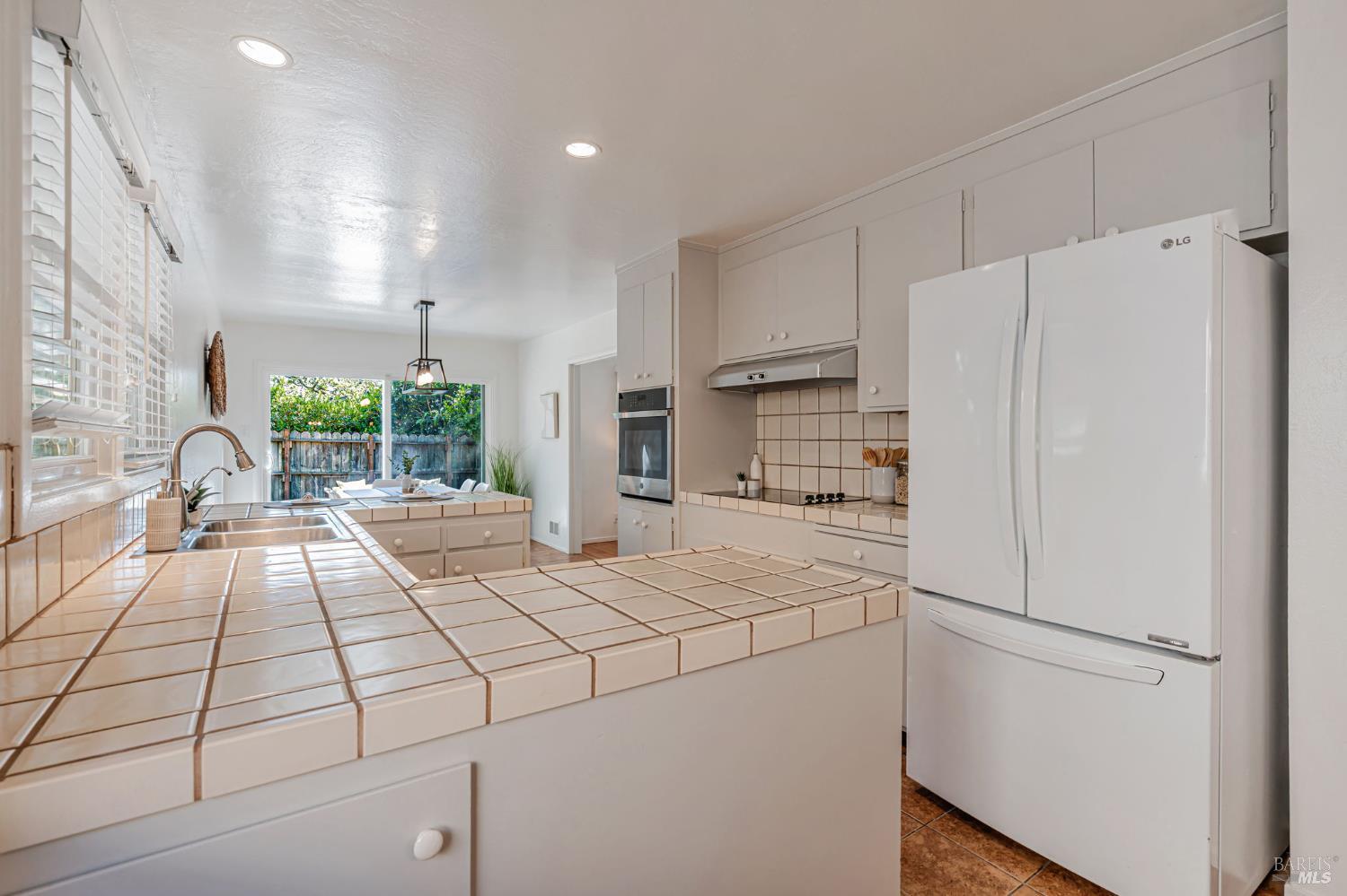 296 North Almenar Dr