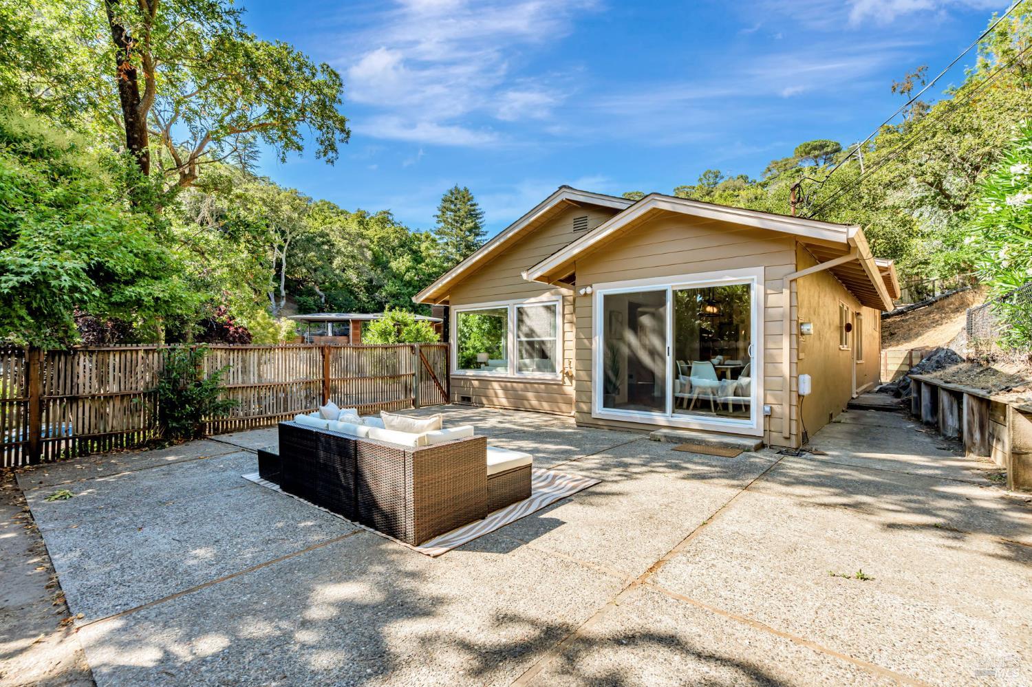 296 North Almenar Dr