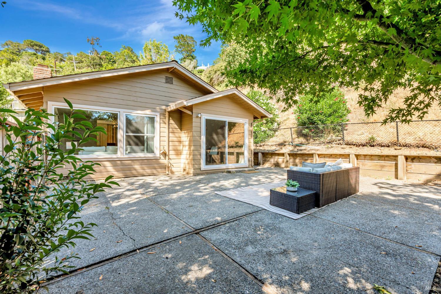 296 North Almenar Dr