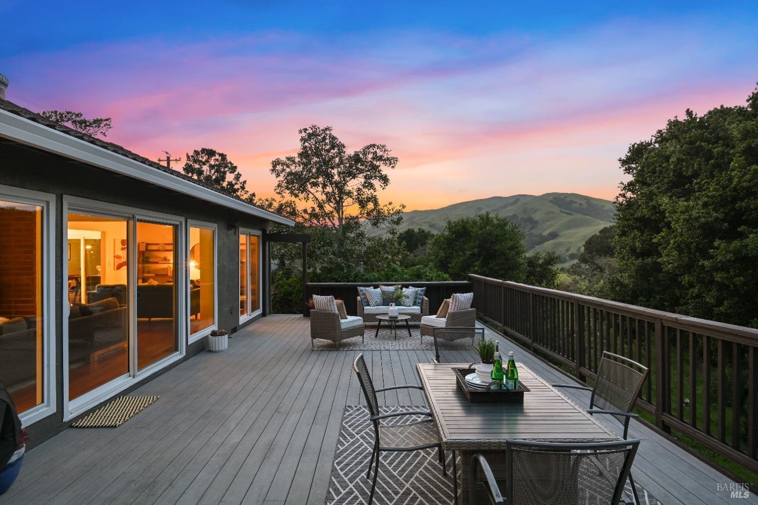 15 Manor View Dr