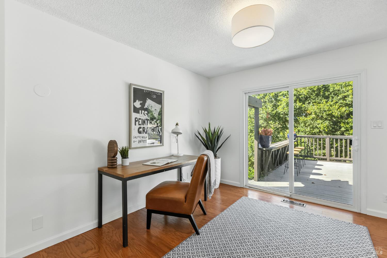 15 Manor View Dr