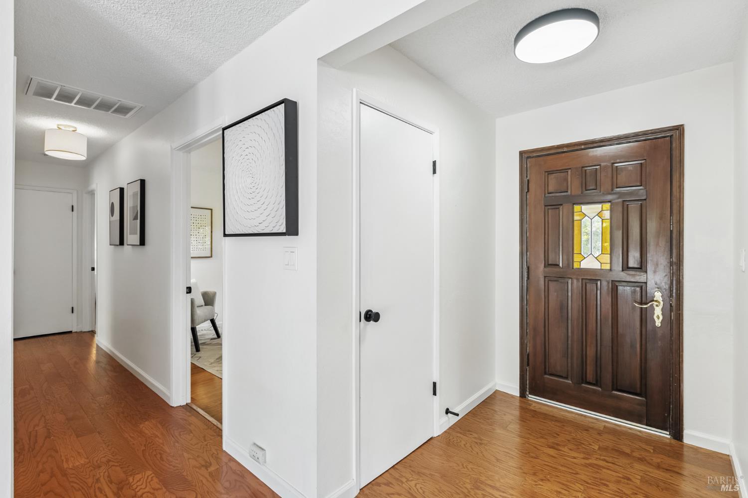 15 Manor View Dr