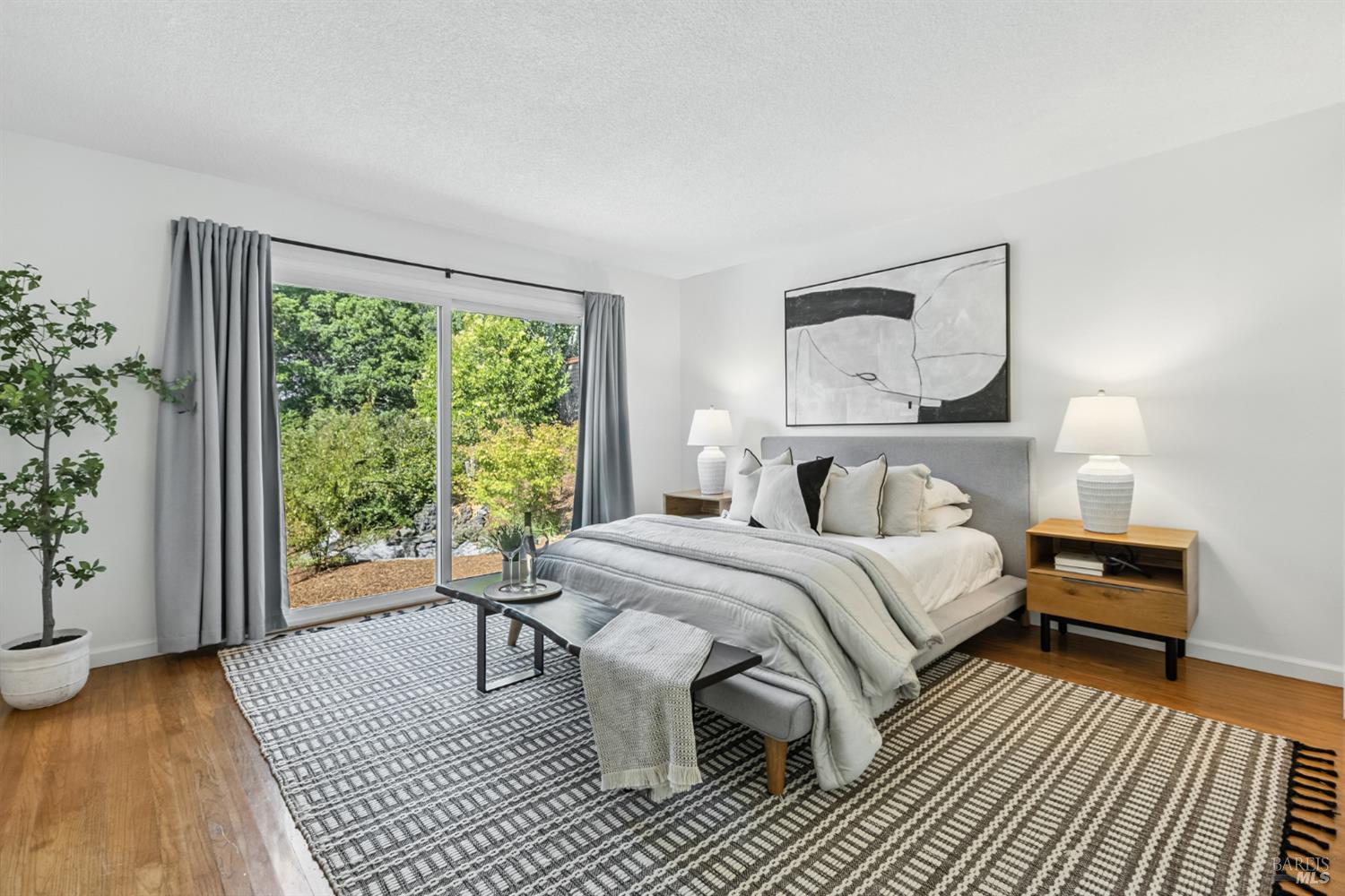 15 Manor View Dr