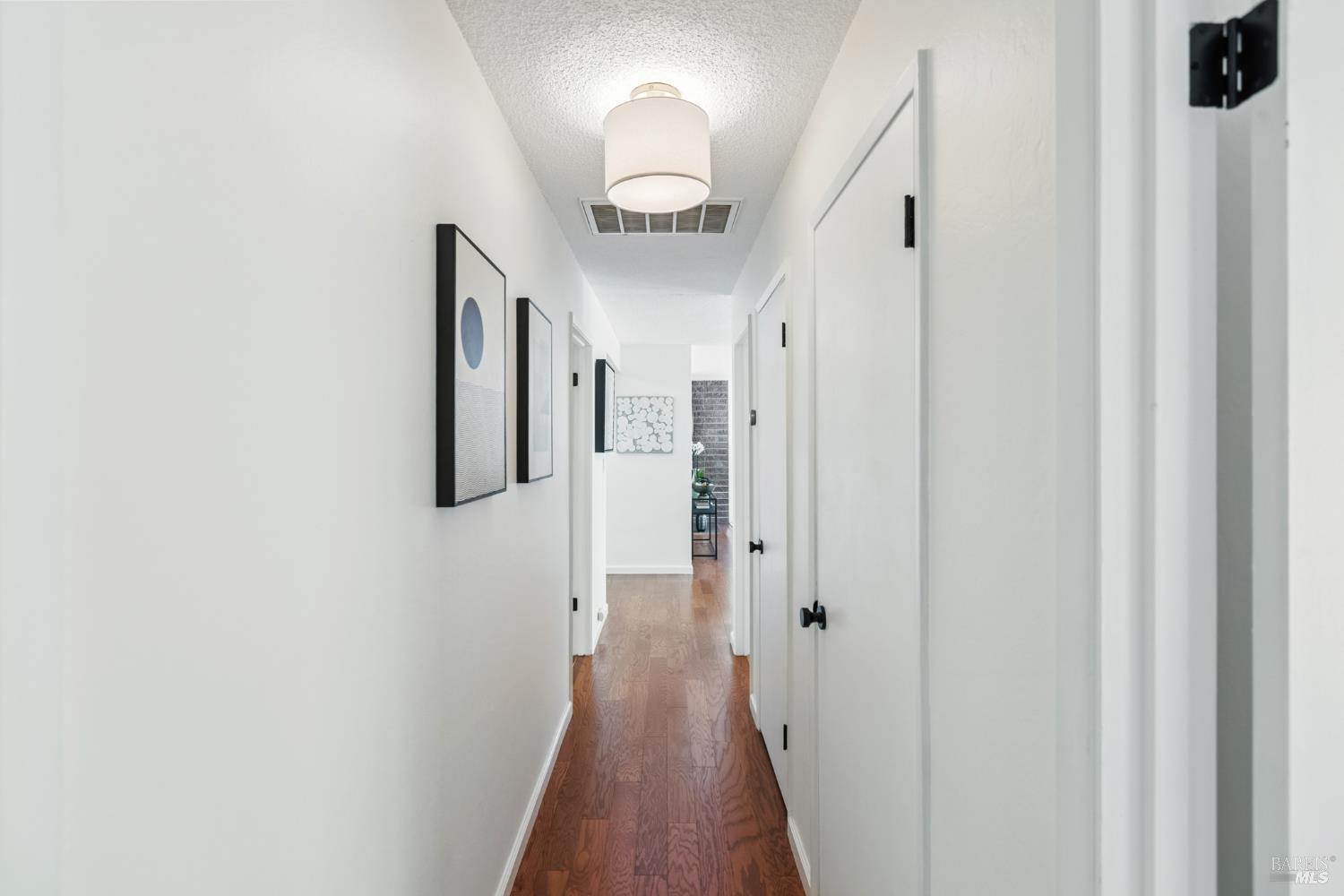 15 Manor View Dr