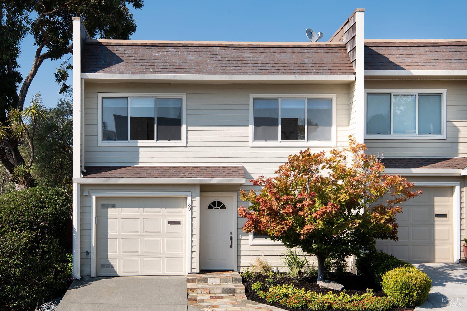 89 Mariner Green Dr