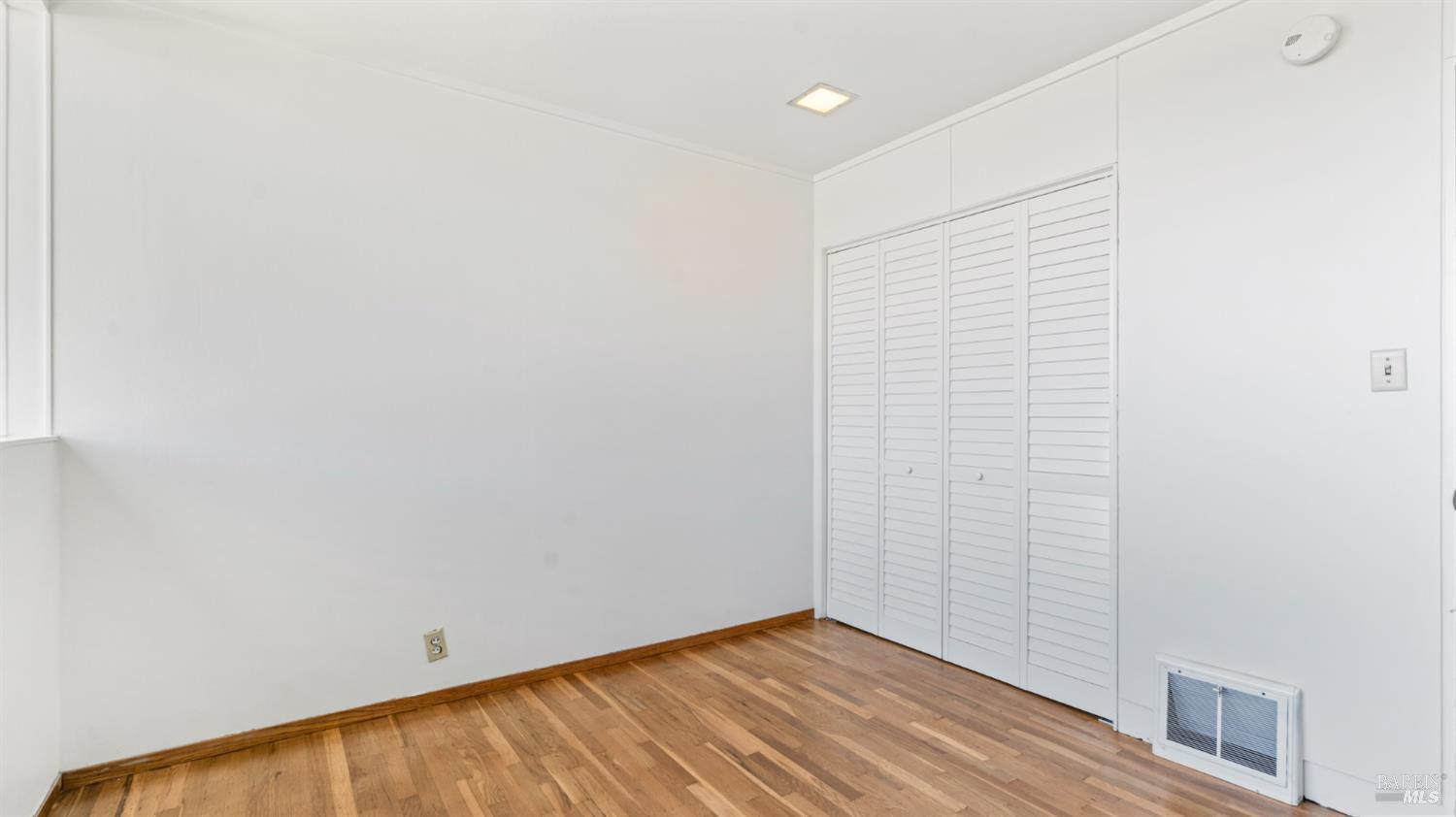 16-18 Sausalito Blvd