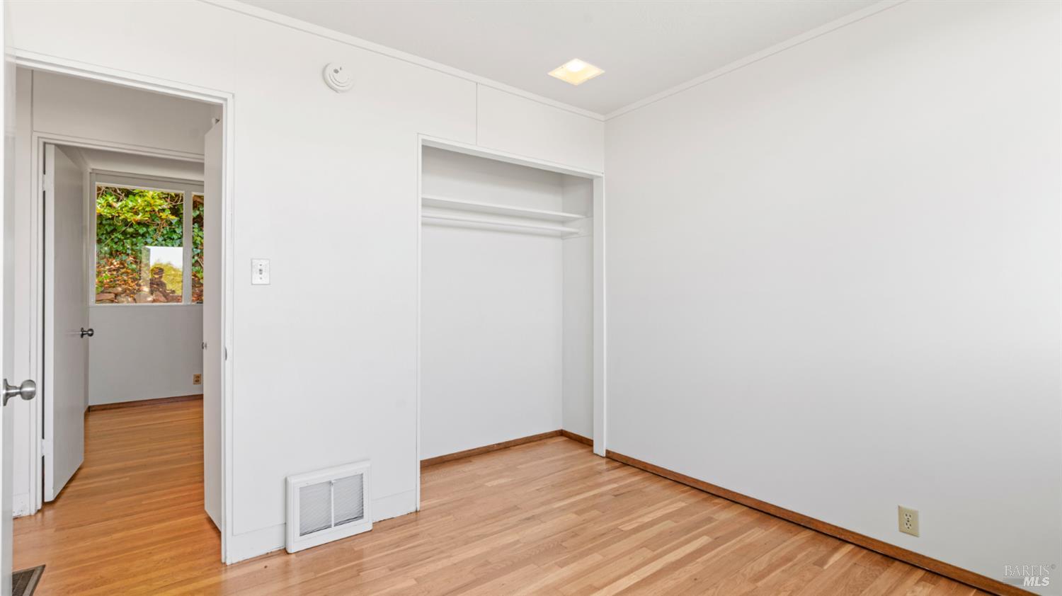 16-18 Sausalito Blvd