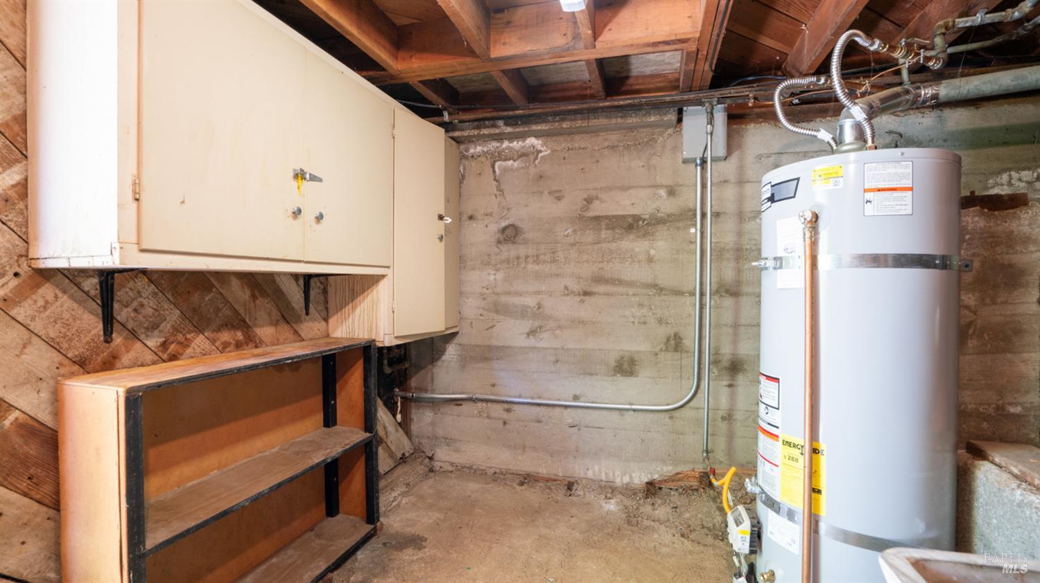 16-18 Sausalito Blvd