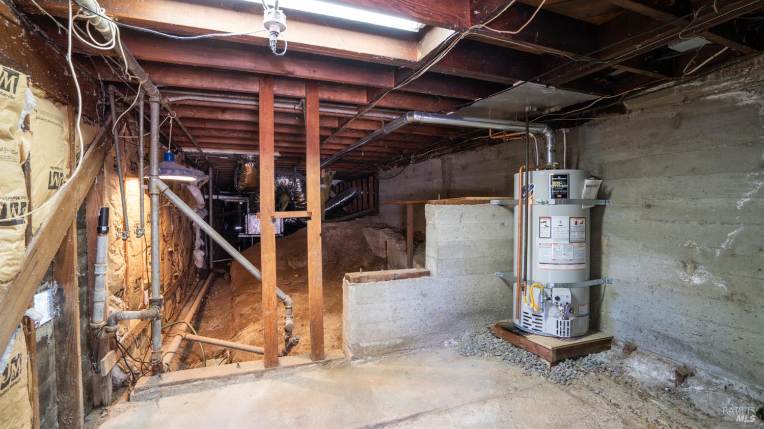 16-18 Sausalito Blvd