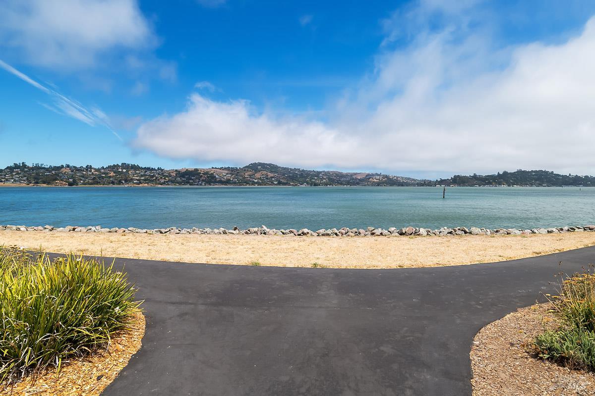178 Great Circle Dr