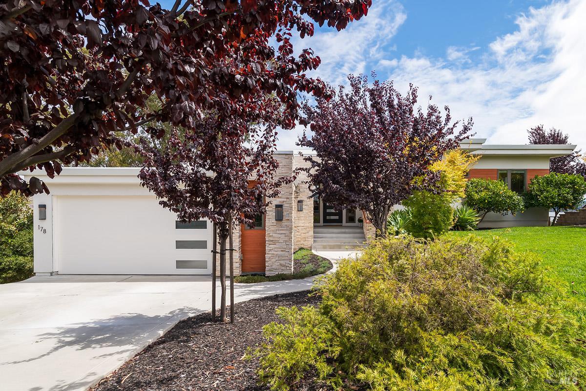 178 Great Circle Dr