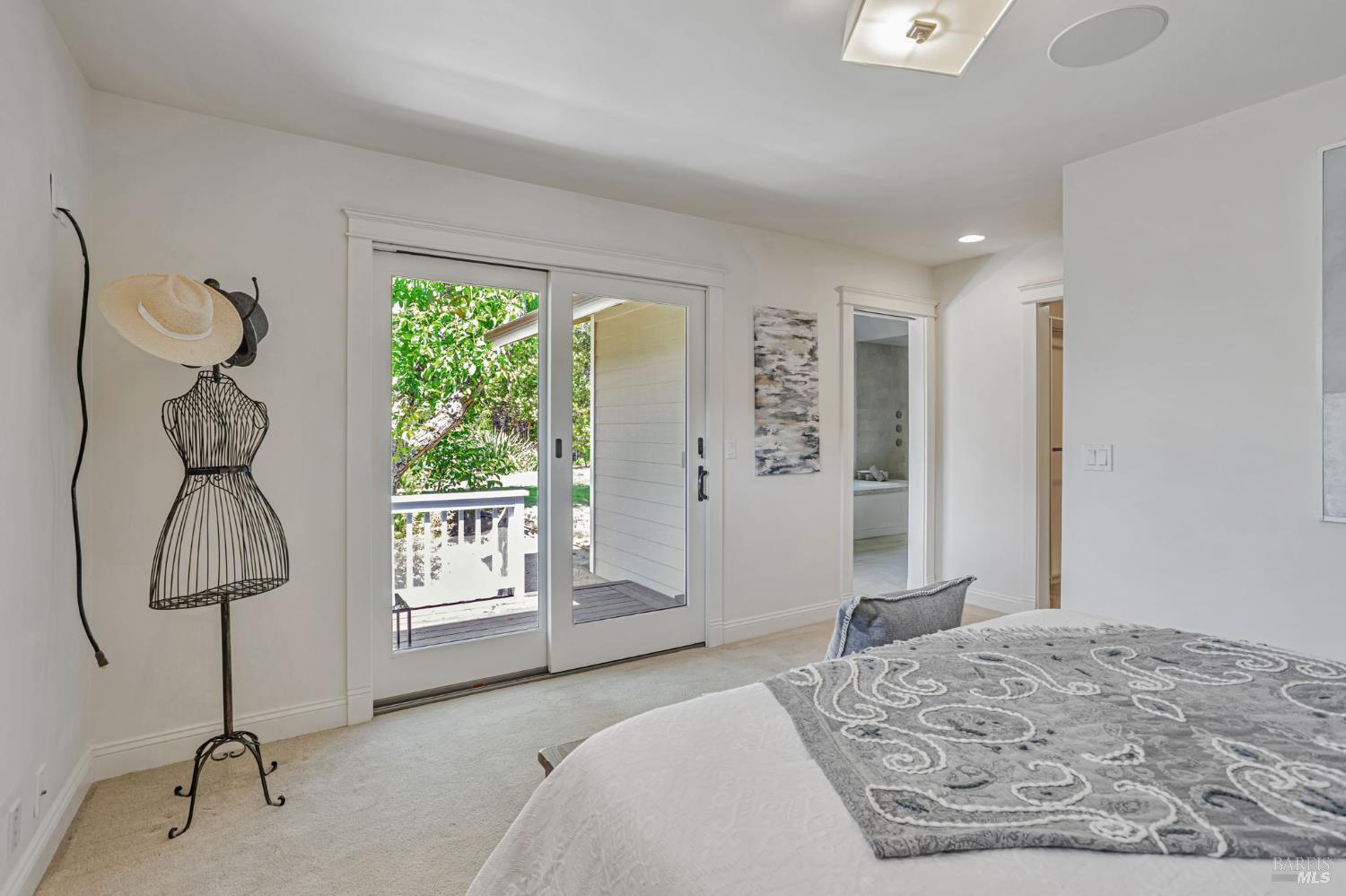 20 Pillsbury Ln