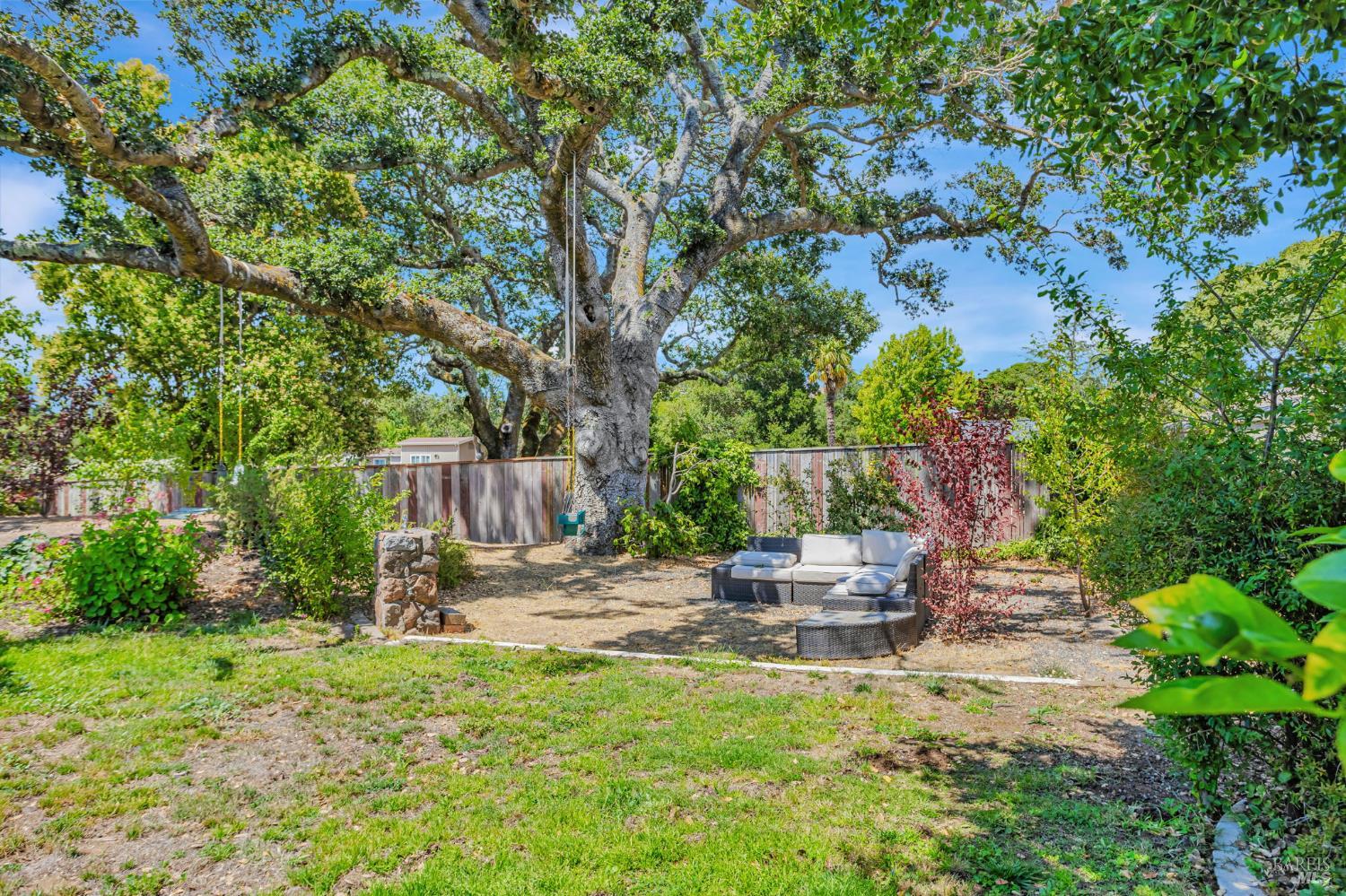20 Pillsbury Ln