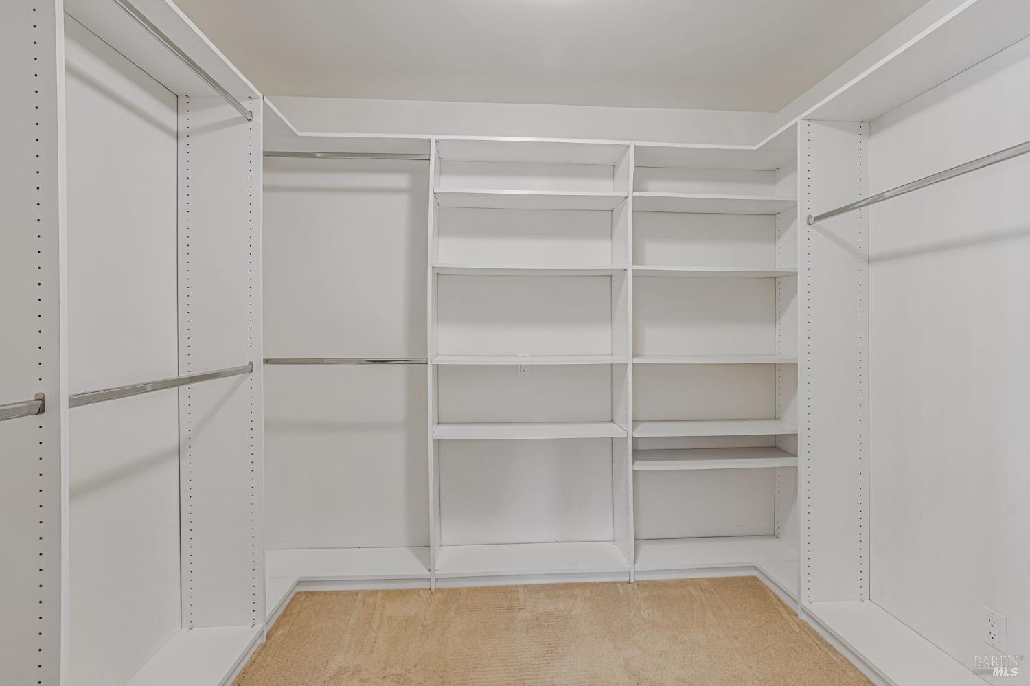 20 Pillsbury Ln