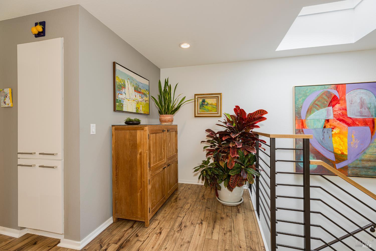 175 Knollwood Dr