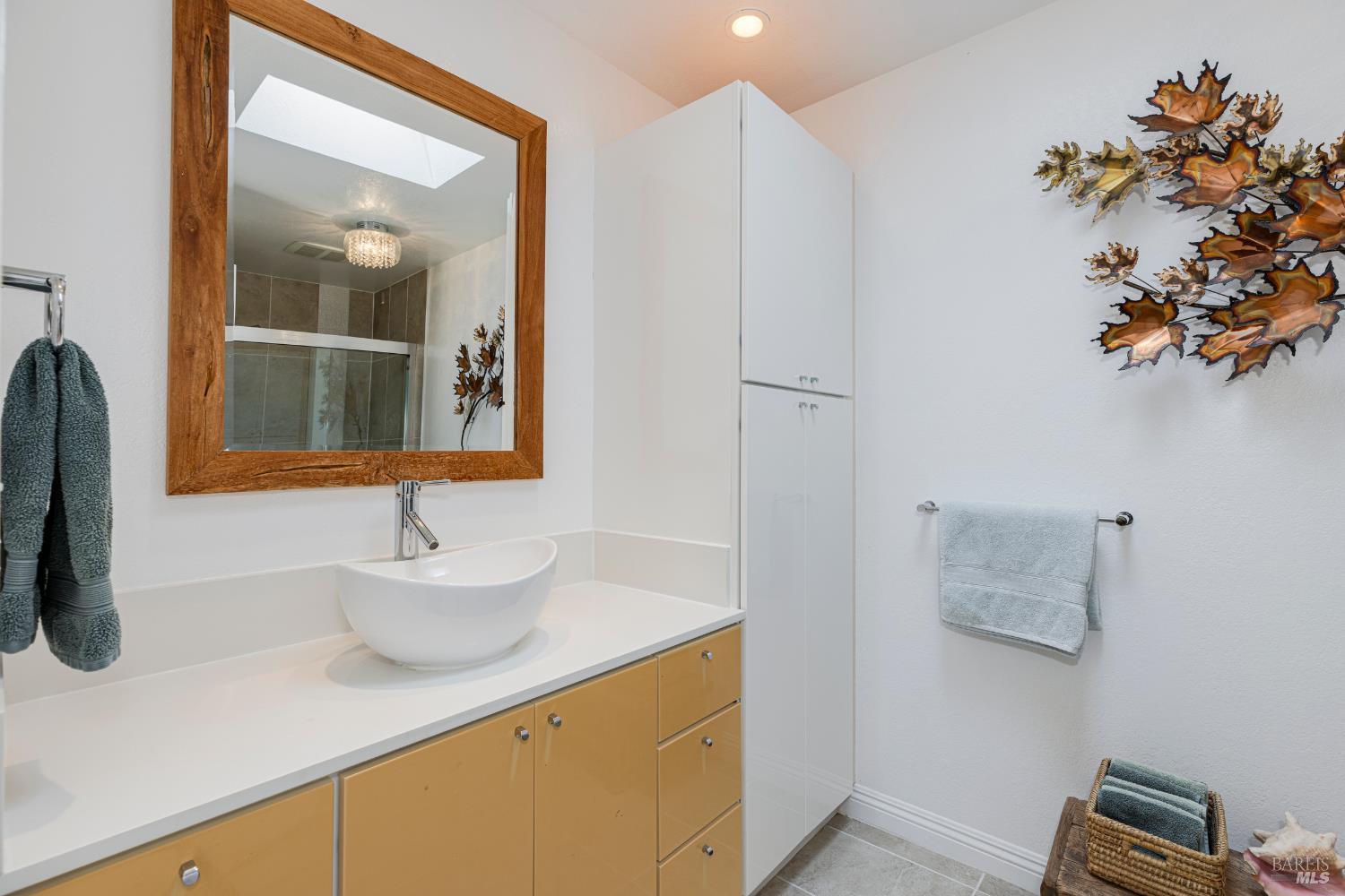 175 Knollwood Dr