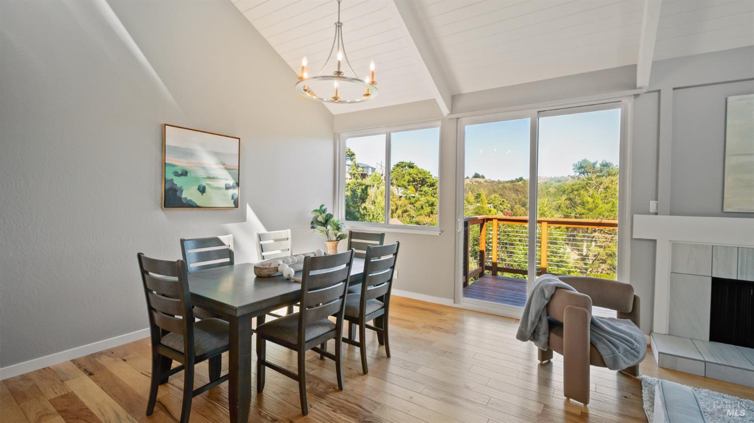 368 Carrera Dr
