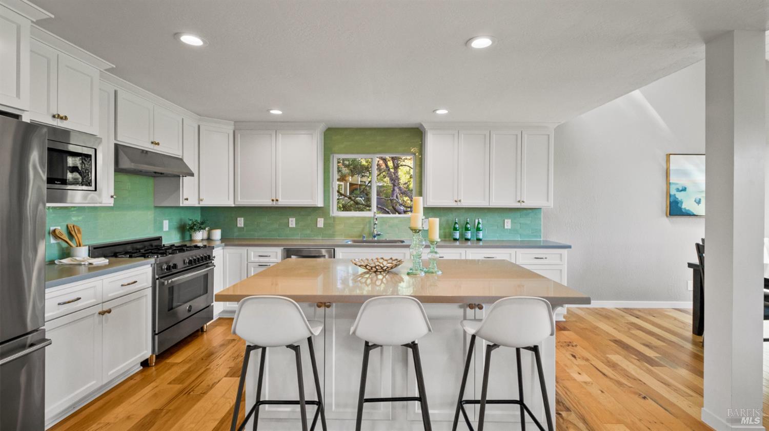 368 Carrera Dr