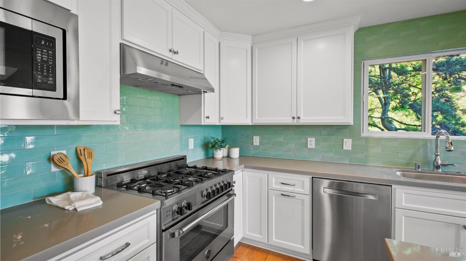368 Carrera Dr