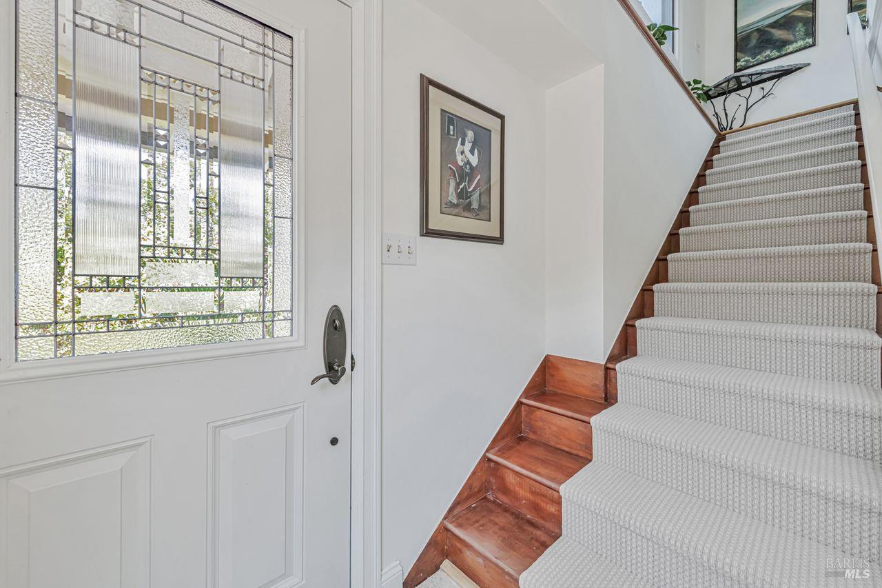 405 Oakdale Ave
