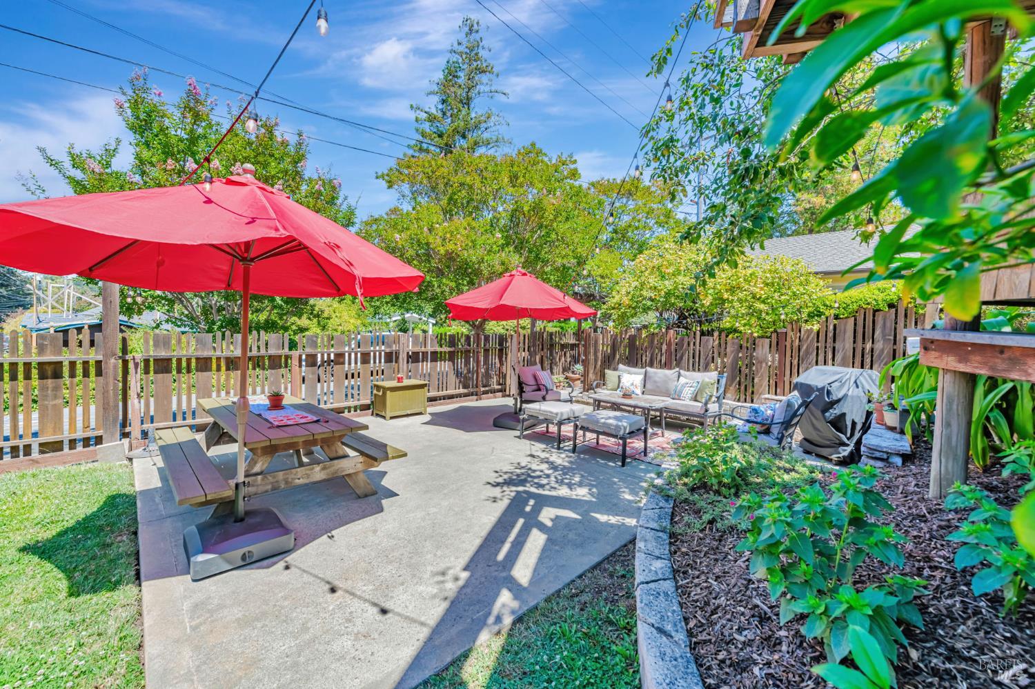 405 Oakdale Ave