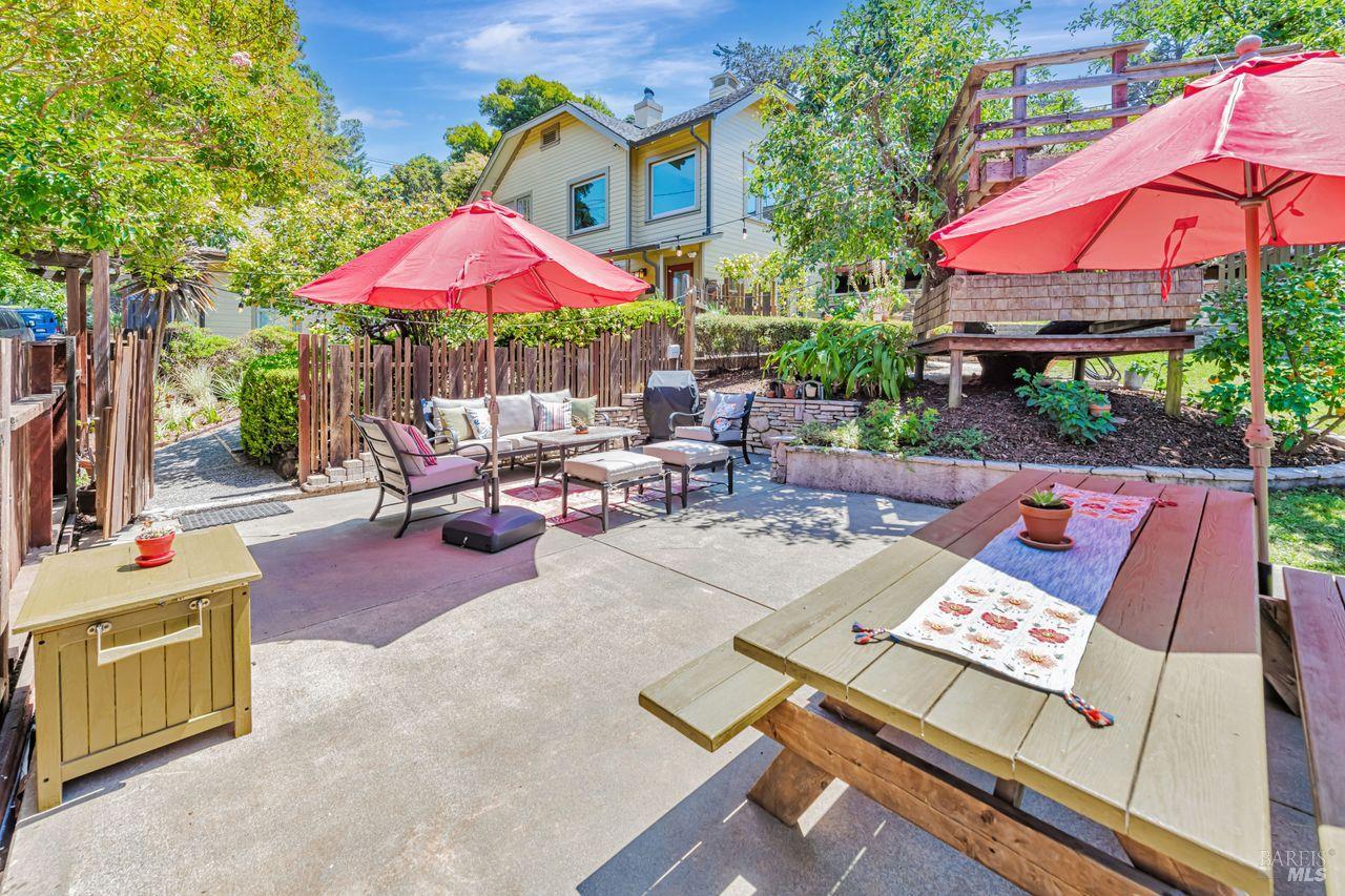 405 Oakdale Ave