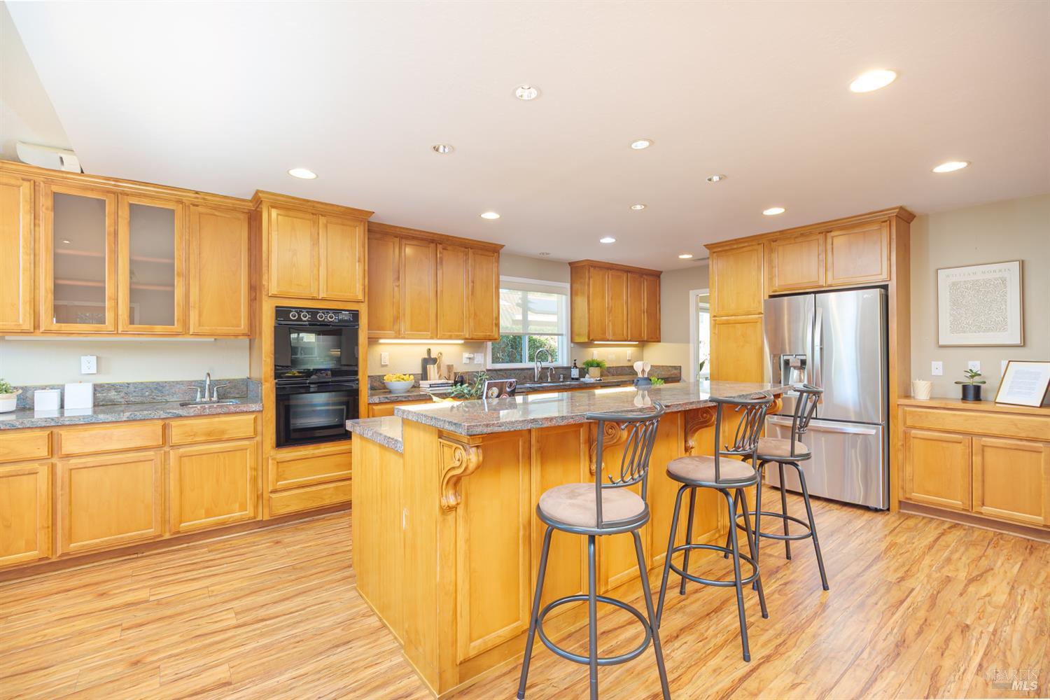 92 Upper Oak Dr
