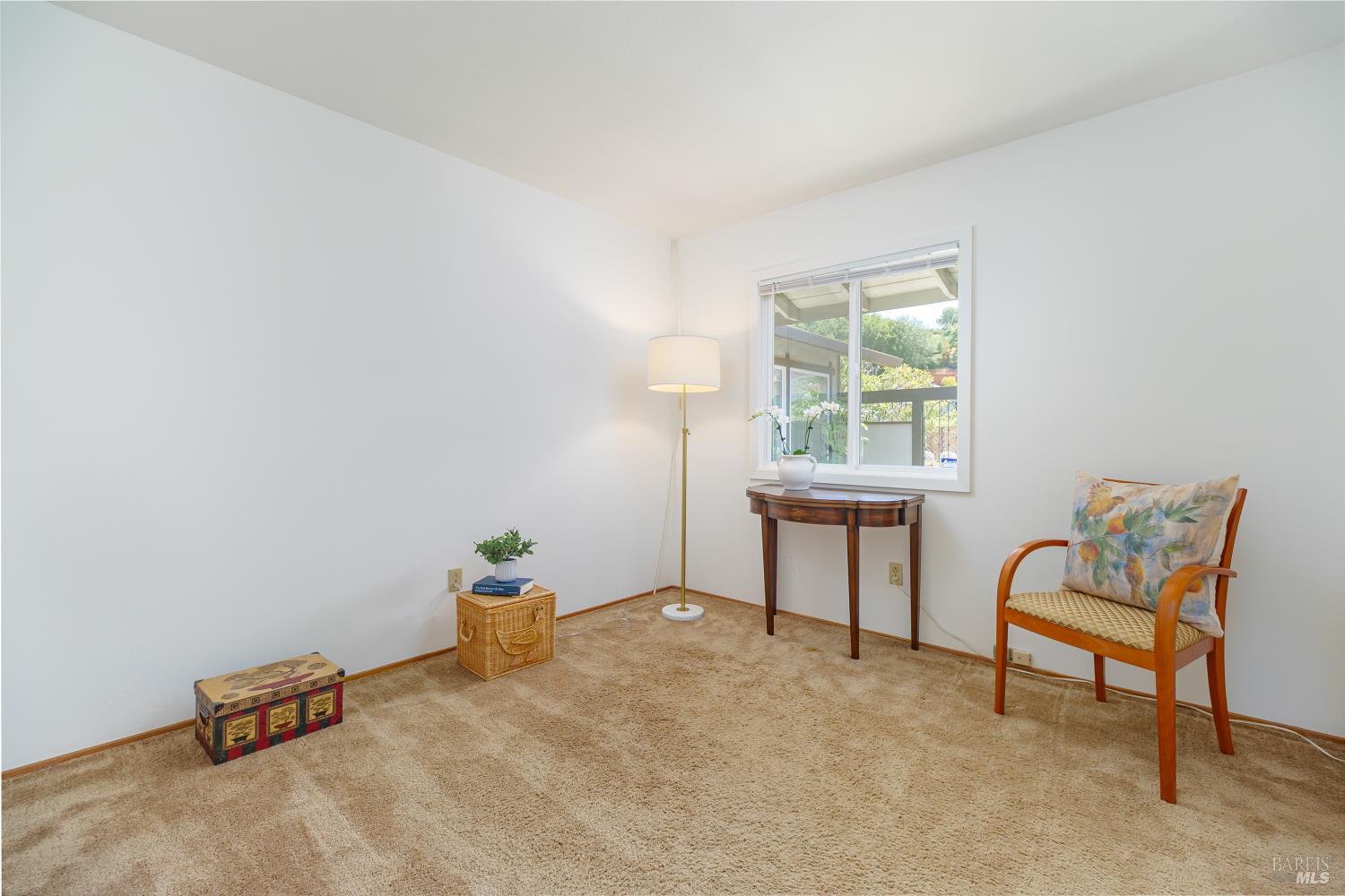 92 Upper Oak Dr