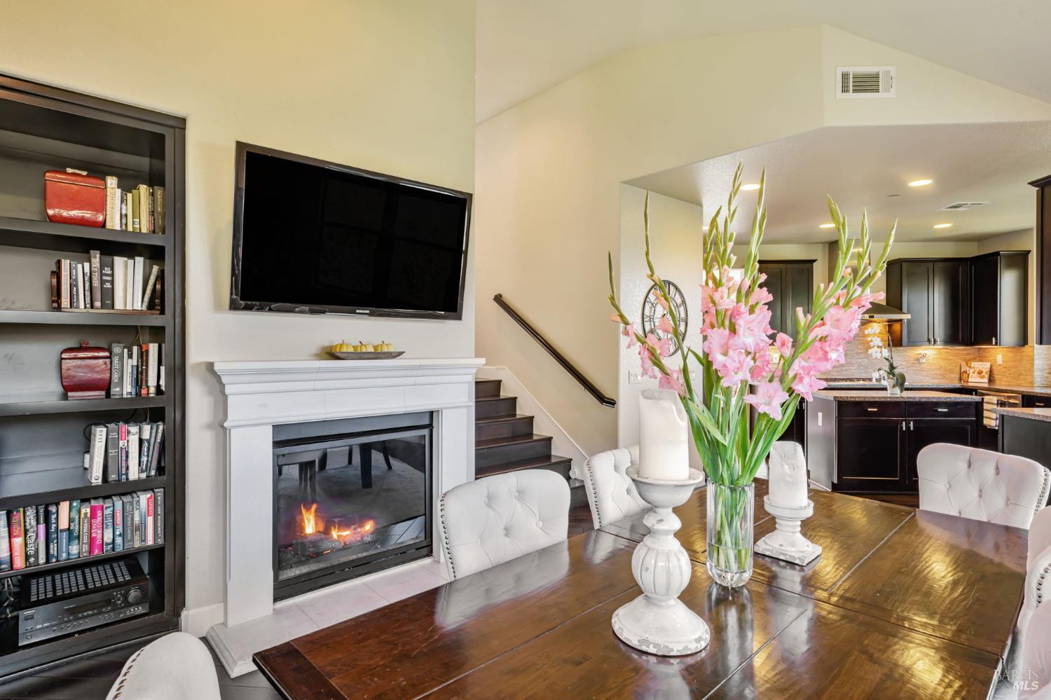 11 Edgehill Way