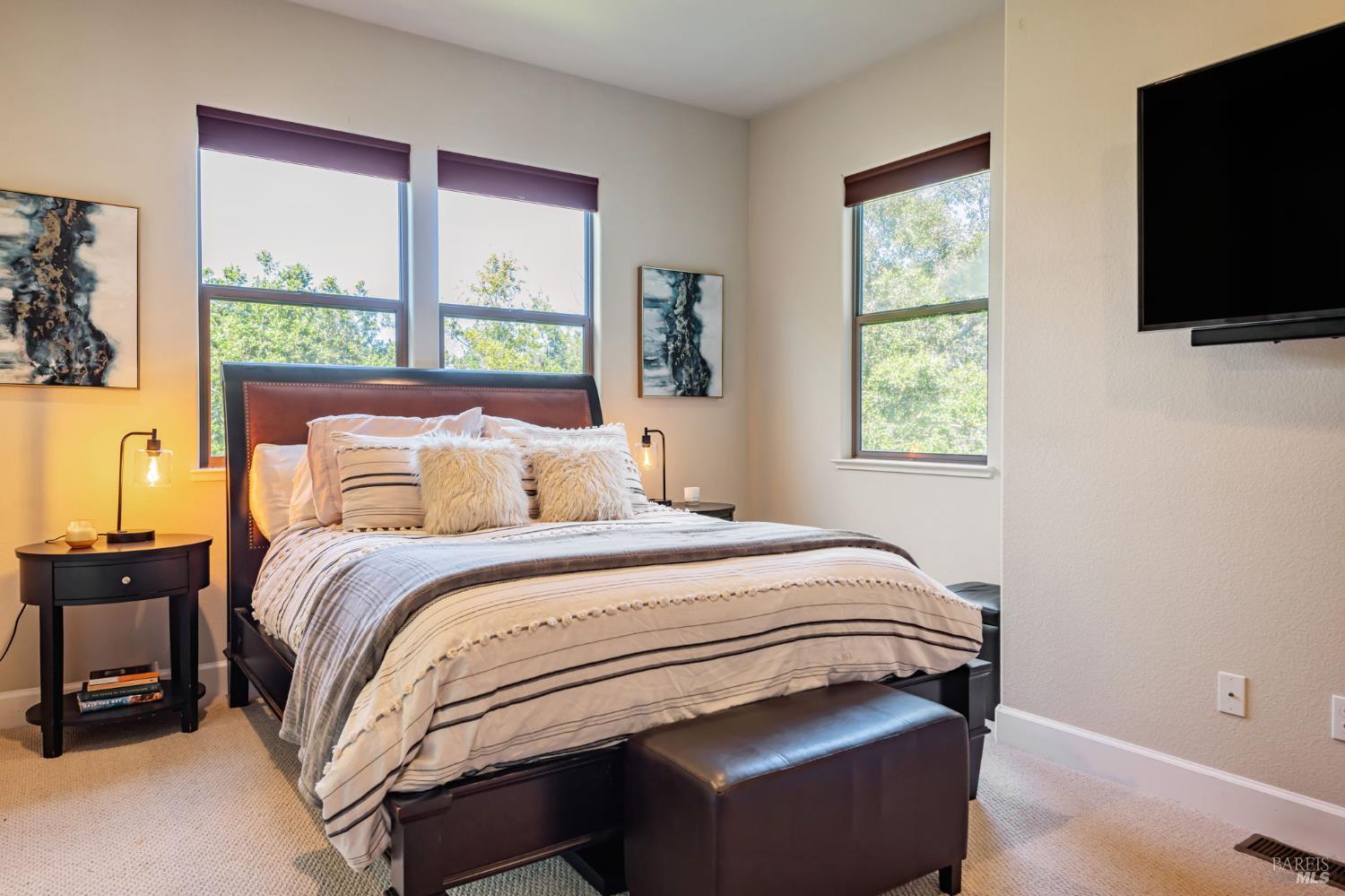 11 Edgehill Way