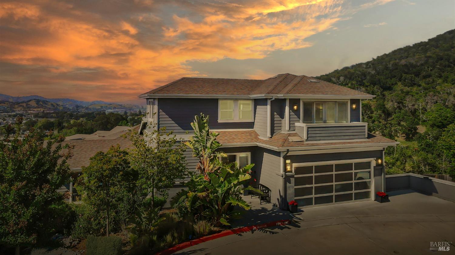 11 Edgehill Way