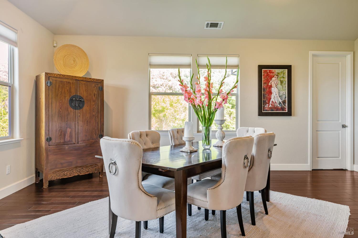 11 Edgehill Way