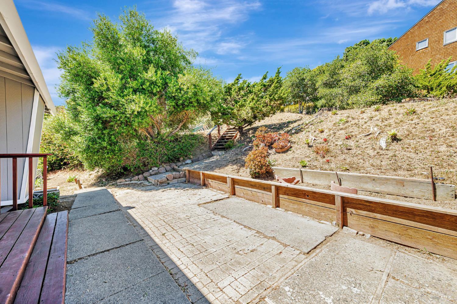 55 Park Cir