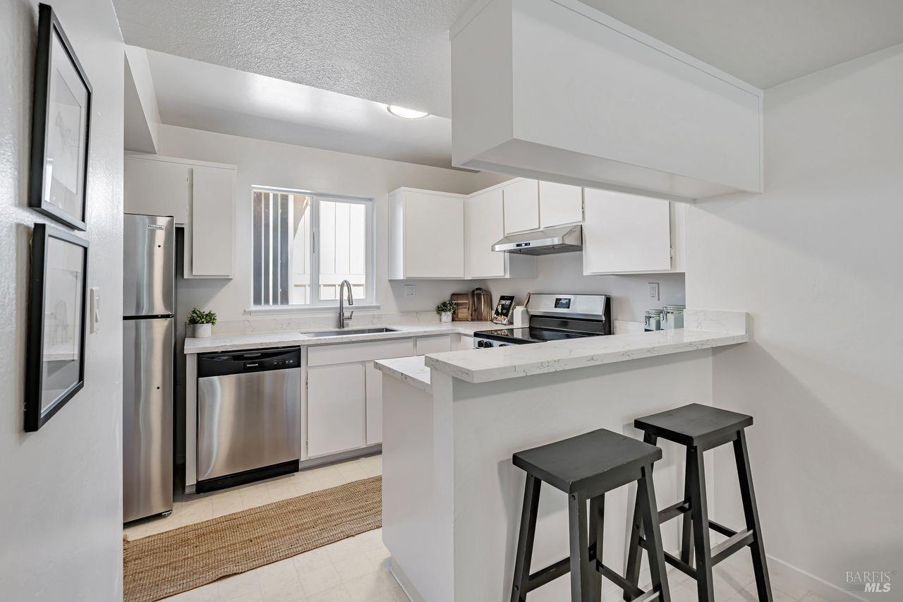 1267 Valley Oak Ct #F