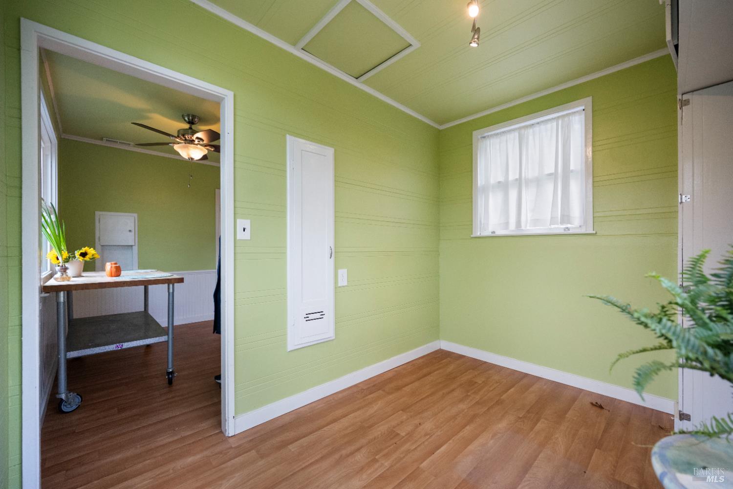 142 Bungalow Ave
