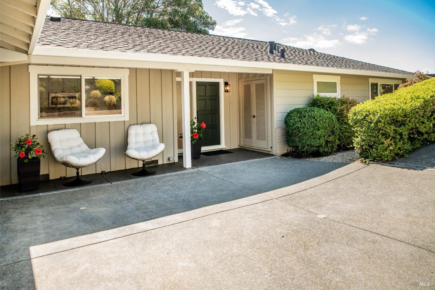 58 Junipero Serra Ave