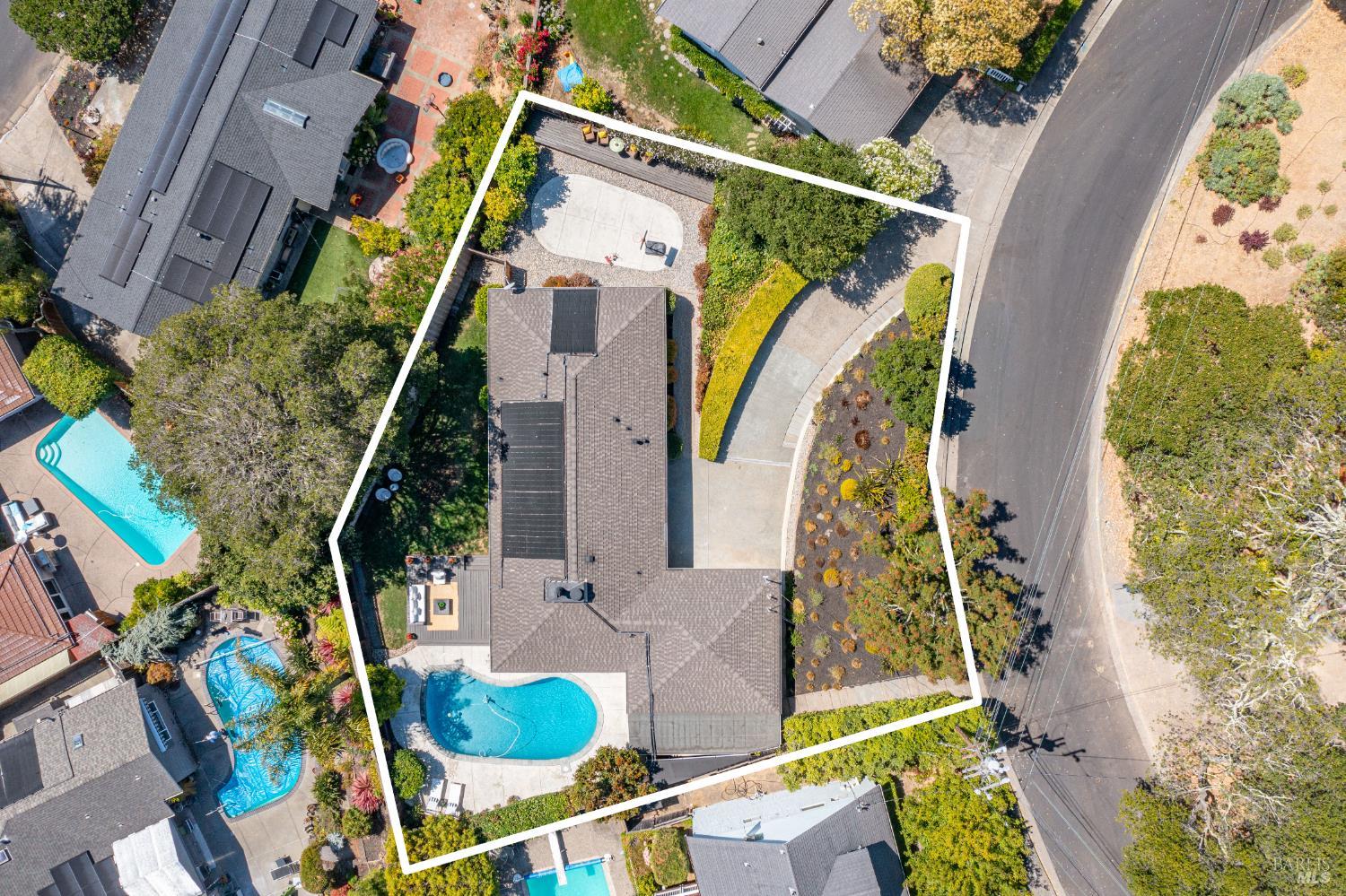 58 Junipero Serra Ave