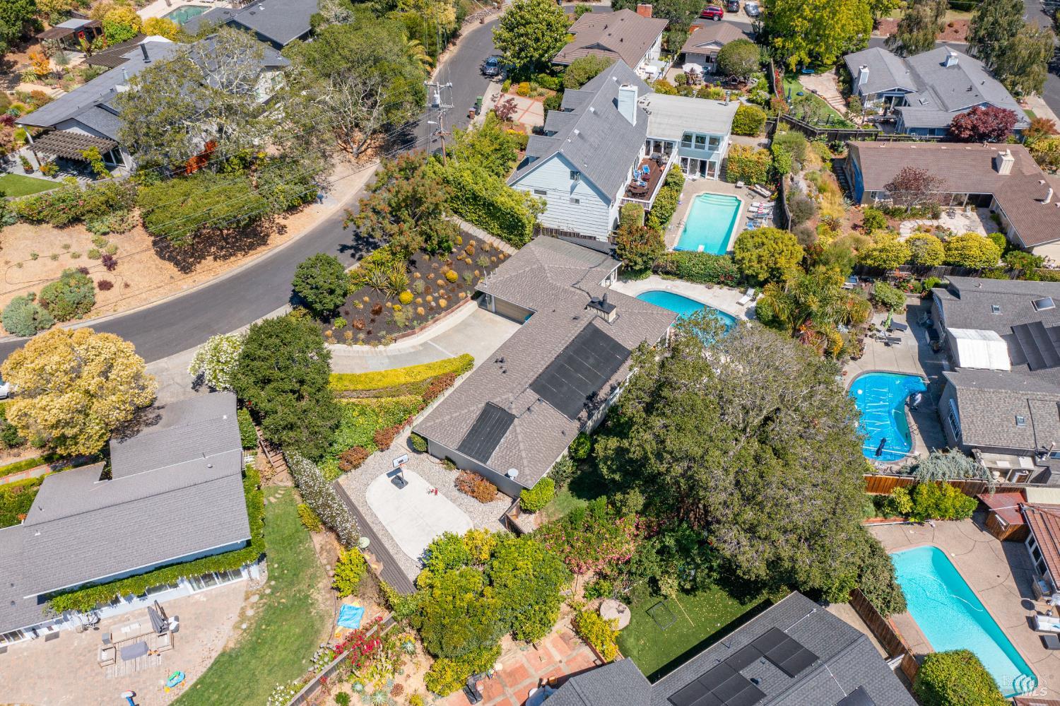 58 Junipero Serra Ave