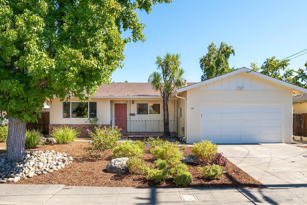 88 Elena Cir