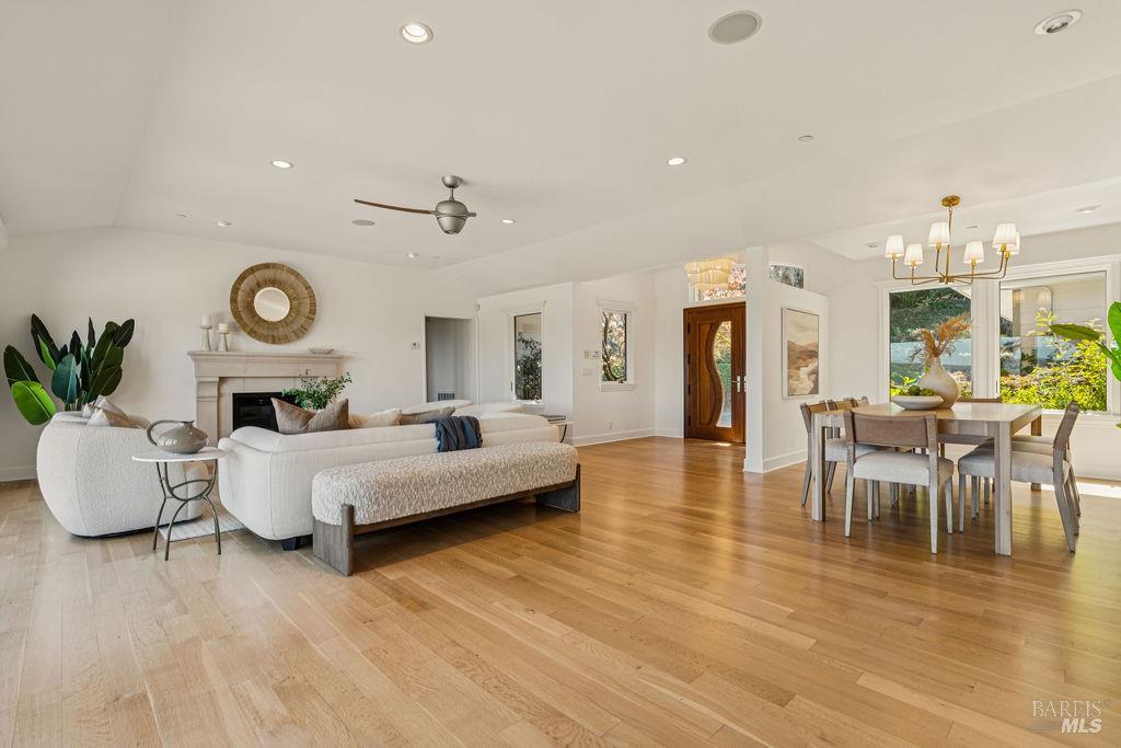 90 Taylor Rd