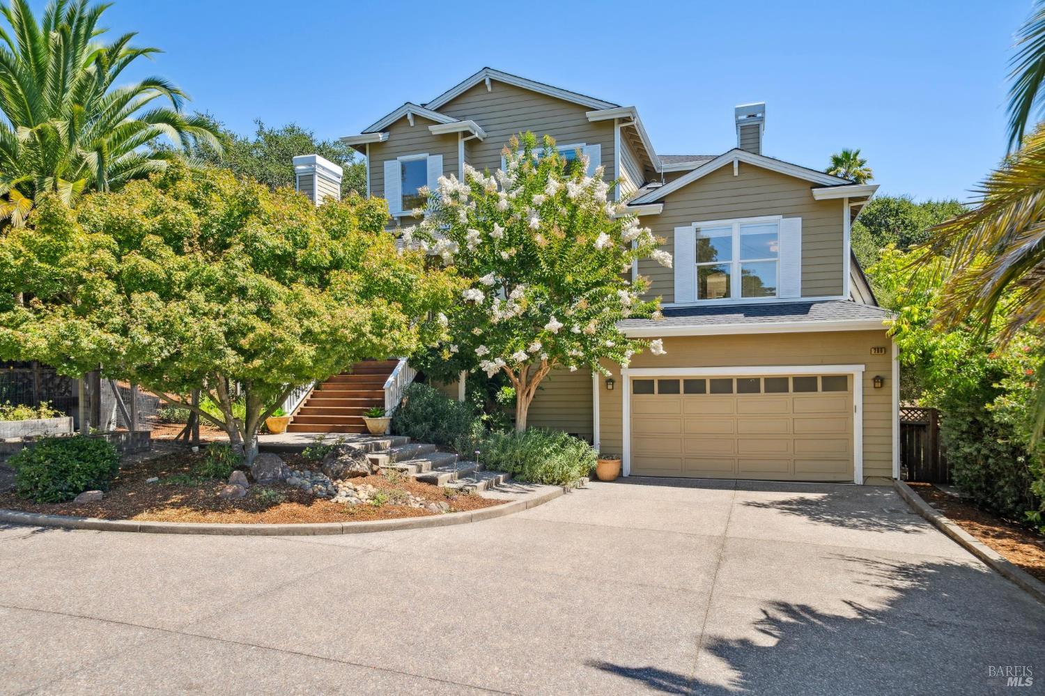 209 Linden Ln