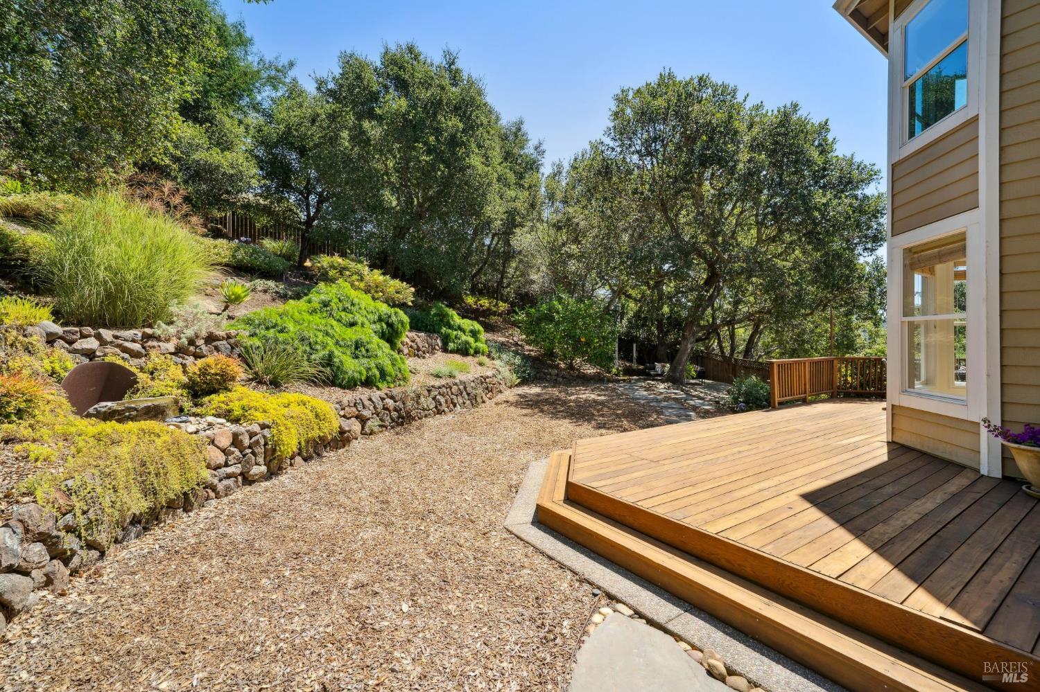 209 Linden Ln