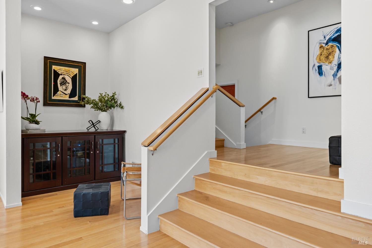 103 Holstein Rd