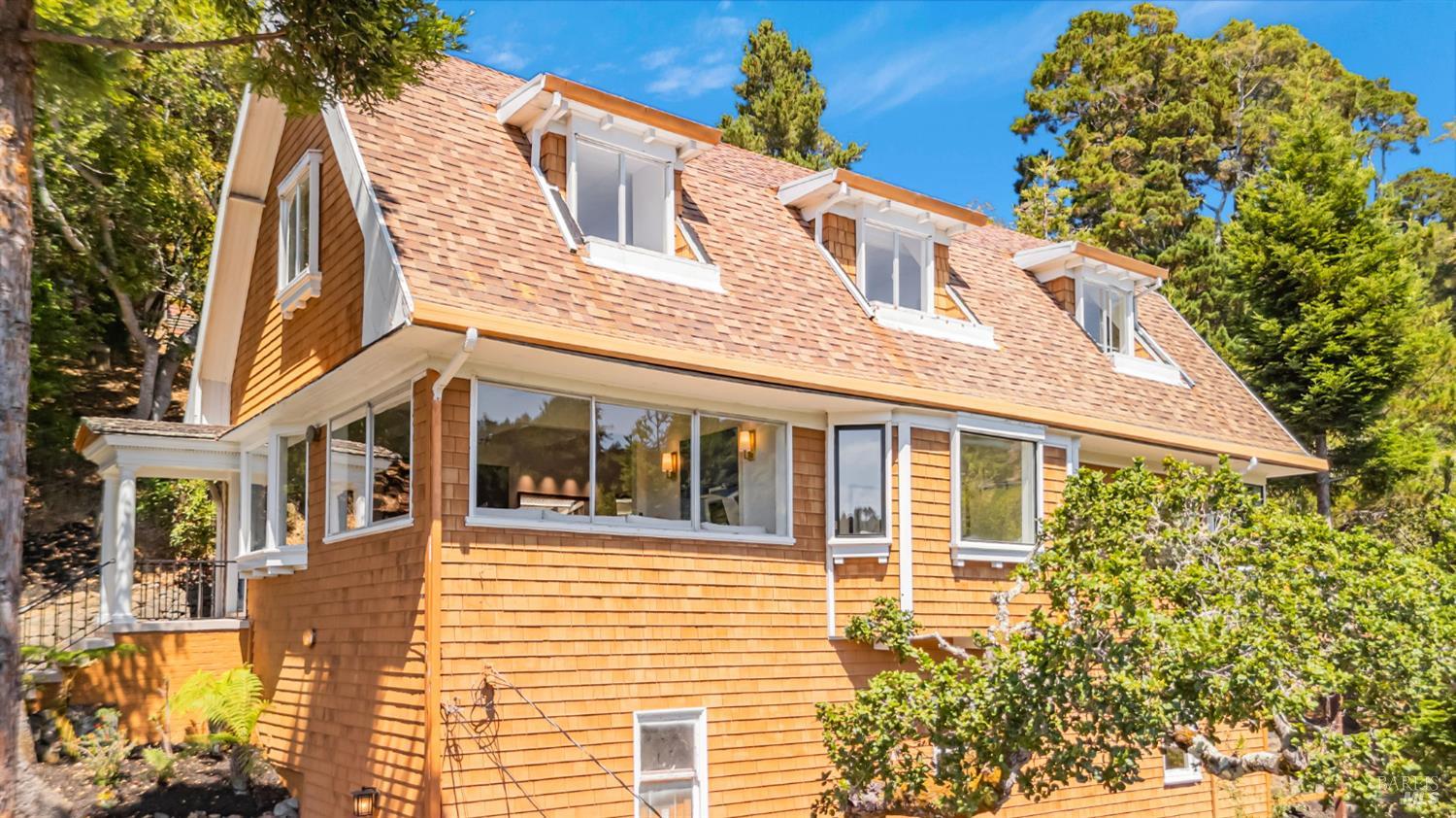 47 Coronet Ave