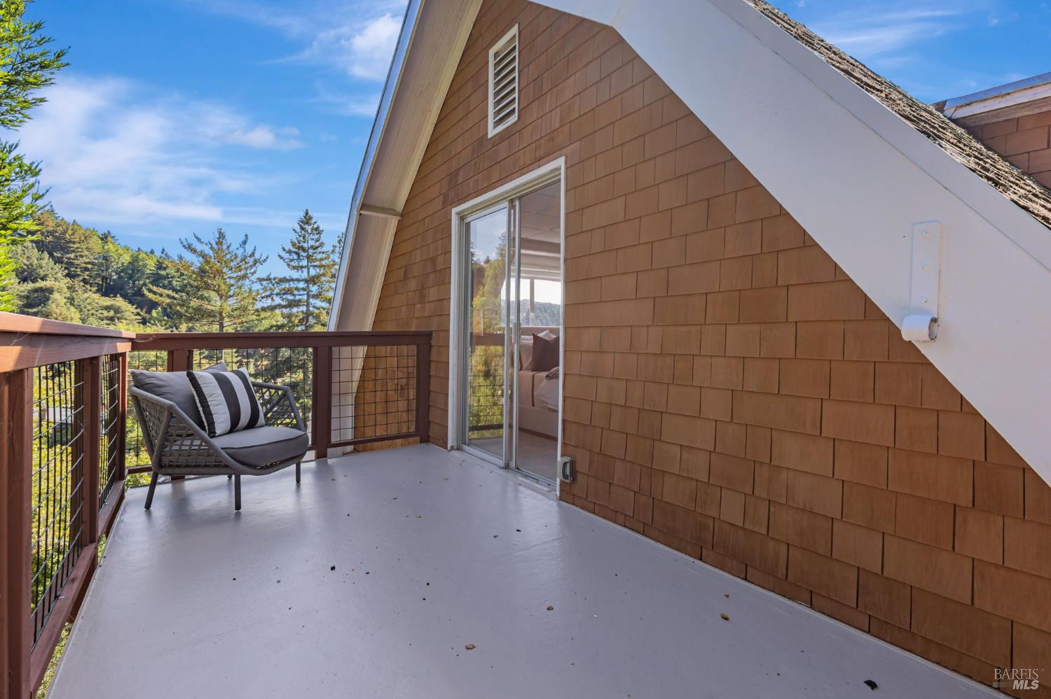 47 Coronet Ave