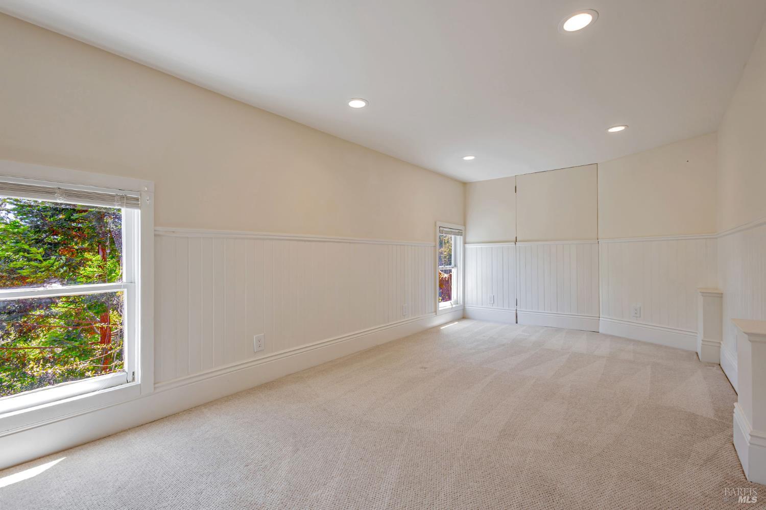 47 Coronet Ave