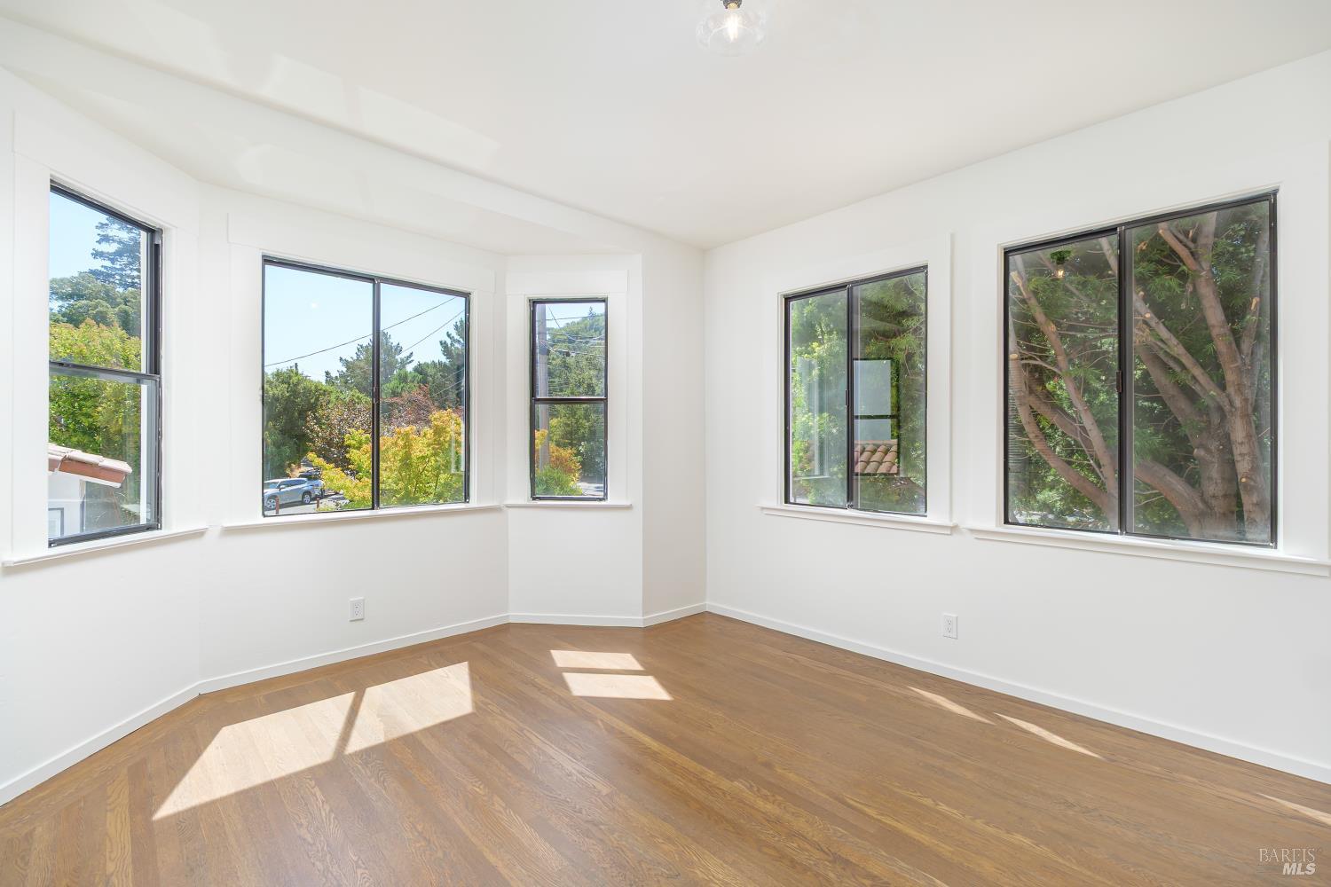 7 Belmont Ave