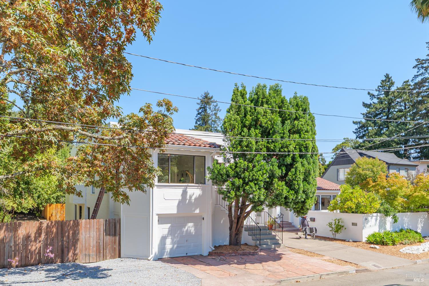 7 Belmont Ave